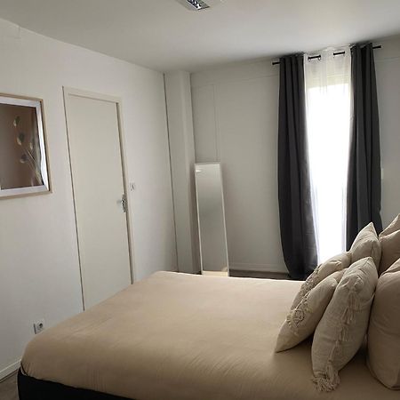 Maison Spacieuse Et Confortable 100M2 Avec Jardin Val-de-Reuil Extérieur photo